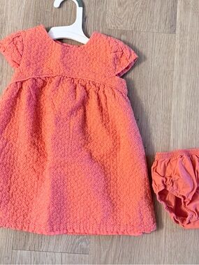 Carter's Girl's Size 12 Months Coral Short Sleeve Textured Dress Set
